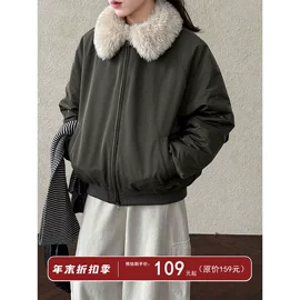 连衣裙;女式衬衫;时尚休闲套装