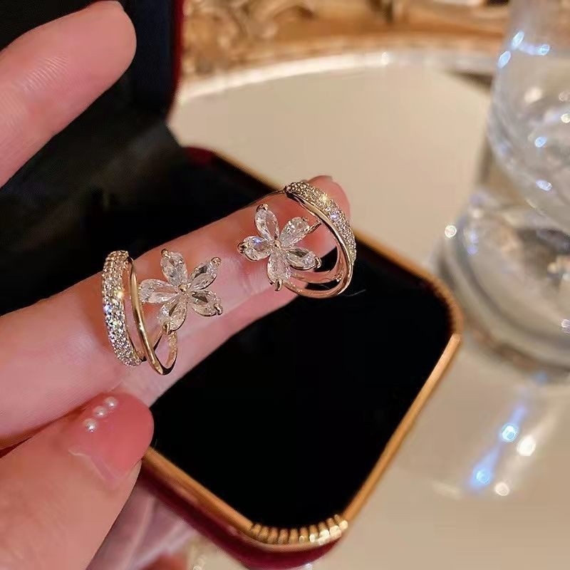 Golden elite small geometric earrings with zircon