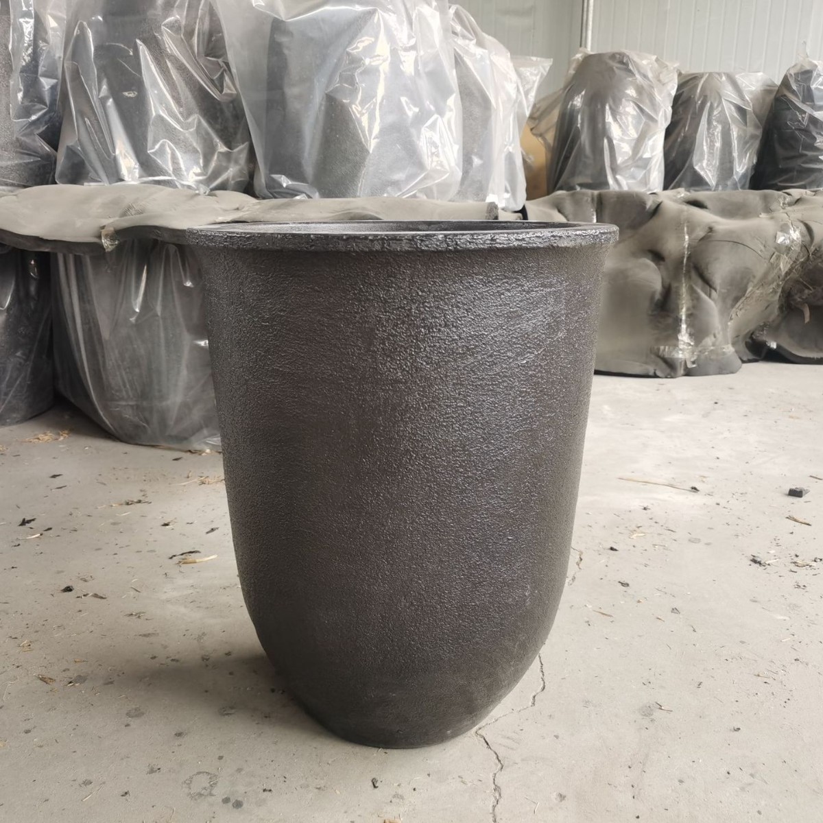 抗氧化，耐腐蚀溶合金石墨坩埚