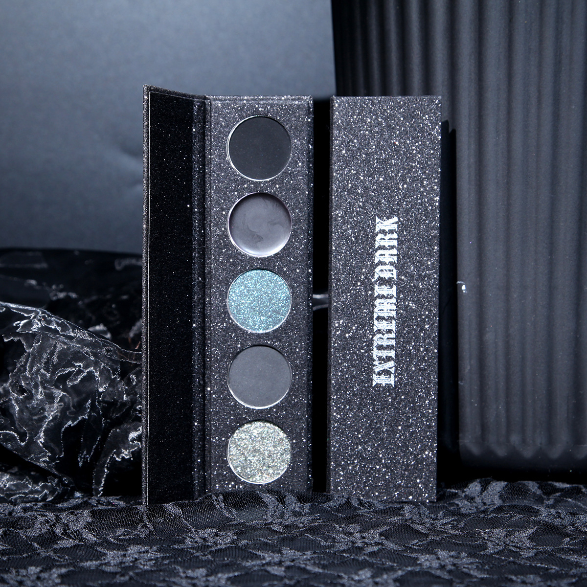 Cross-border eyeshadow palette 5-color extremely dark eyeshadow palette that won't smudge for a long time. Cross-border bestseller color series Item Picture