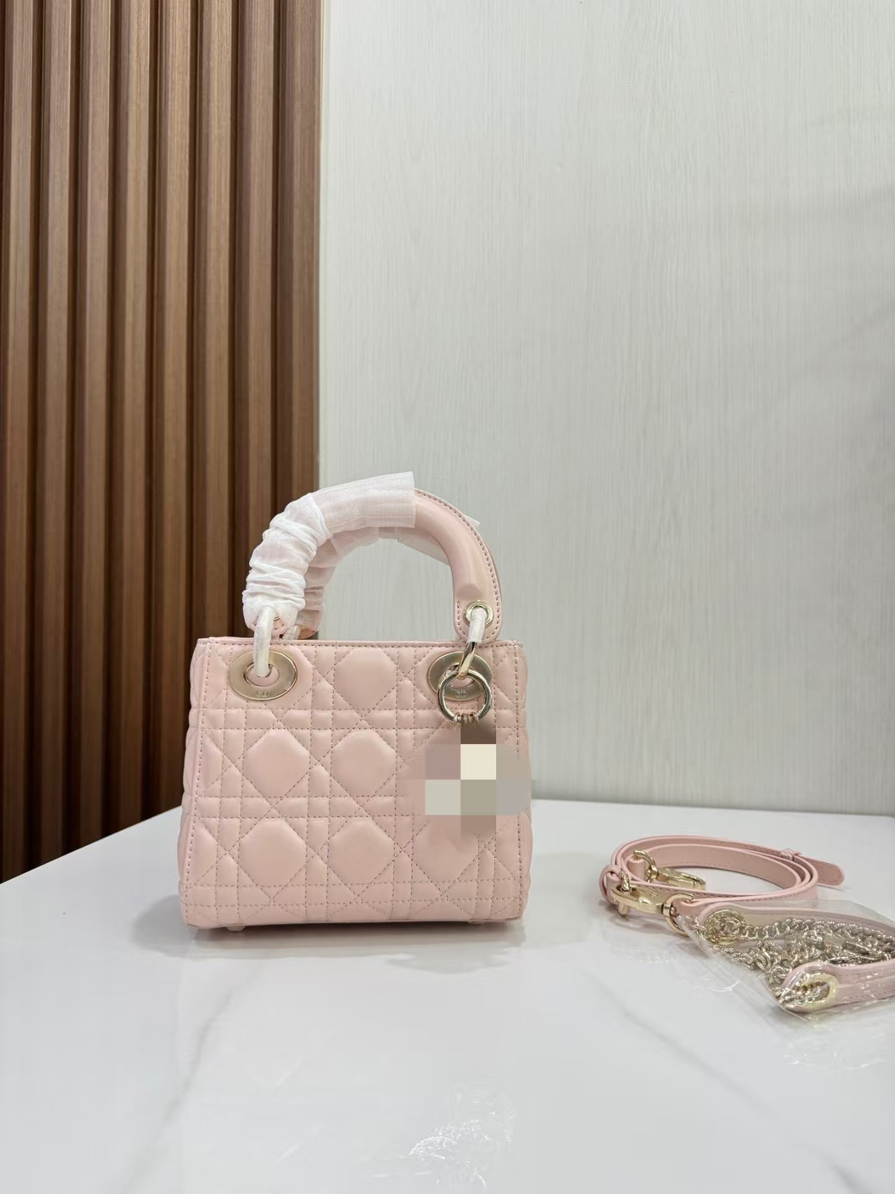 D-Style Cross-Border Lady's Lambskin Handbag, Quilted Small Square Bag, Fashion Versatile Shoulder, Hand-Carry And Crossbody Bag - Thumbnail 8