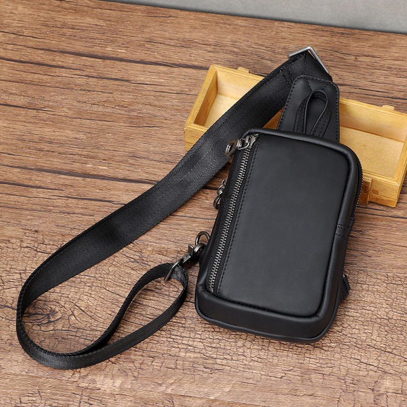 Túi đeo chéo nam mini da bò lớp đầu 13x5x19 cm — Màu đen