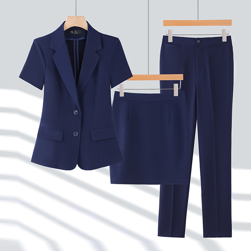 파란색 정장 + 치마 + 바지