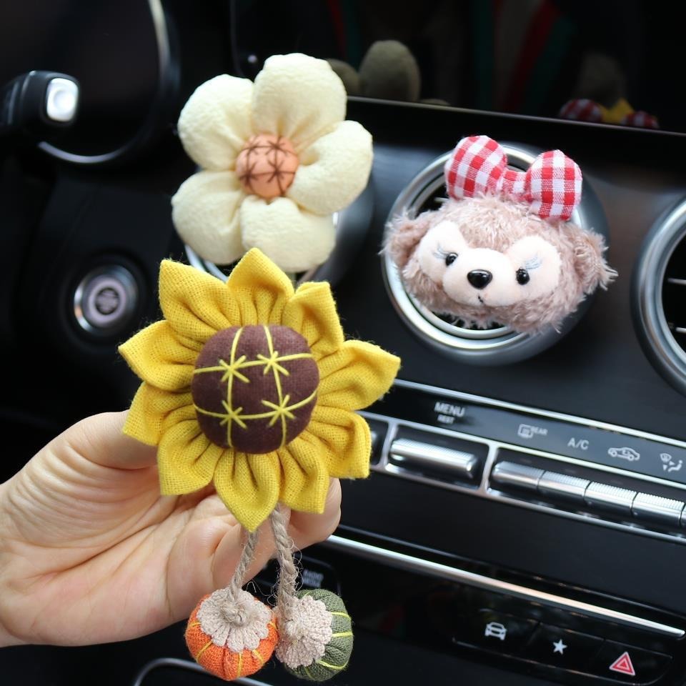 Decoración de automóviles salidas de aire de automóviles aromáticas aire acondicionado perfumes clips creativos lindos dibujos animados accesorios de automóviles adornos