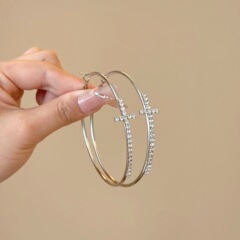 跨境欧美风十字架锆石耳圈女2025年新款时尚夸张秋冬闪钻百搭耳圈