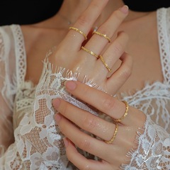 Ging Hui Shimmering Ripple Ring Titanium Steel Women's Ins Cold Wind Electroplated 18K Gold Jewelry Fashion Wholesale Jewelry for Girls