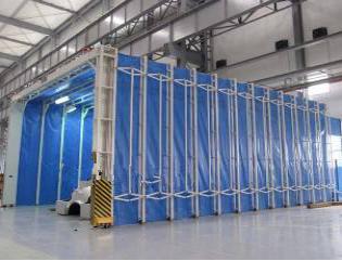 伸缩移动喷漆房