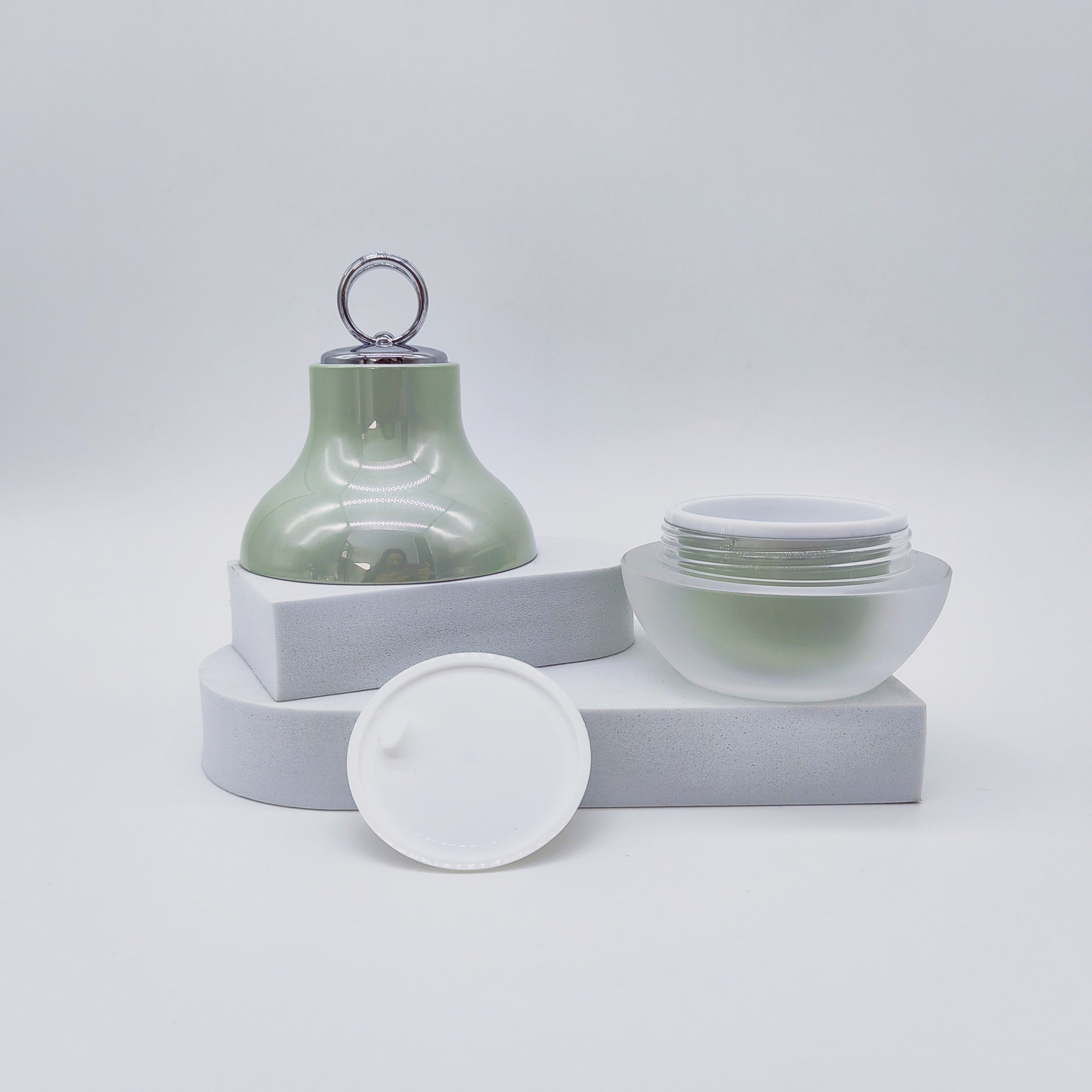 震动瓶亚克力化妆品按摩瓶30g50g膏霜瓶护肤品包装瓶分装