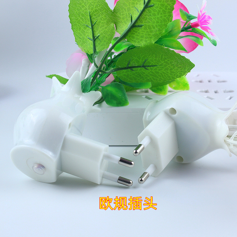 Transfronterizo creativo lámpara de regalo luz controlada lámpara de inducción colorido color-cambio luminoso florero noche luz Europea estándar americano estándar