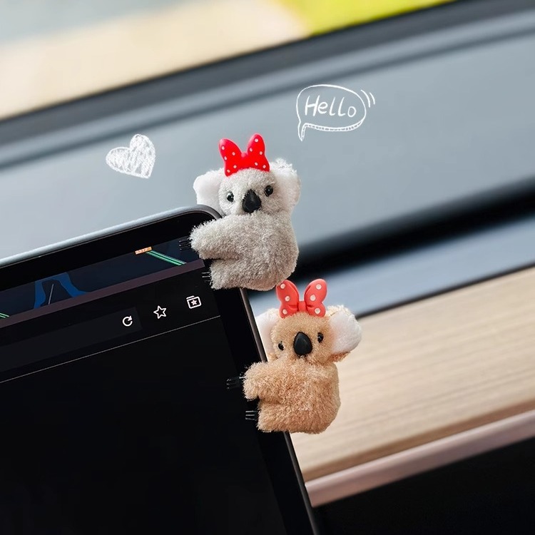 2024 nuevo estilo lindo koala decoración de accesorios de coche pantalla de consola central de coche decoración de coche rojo de Internet