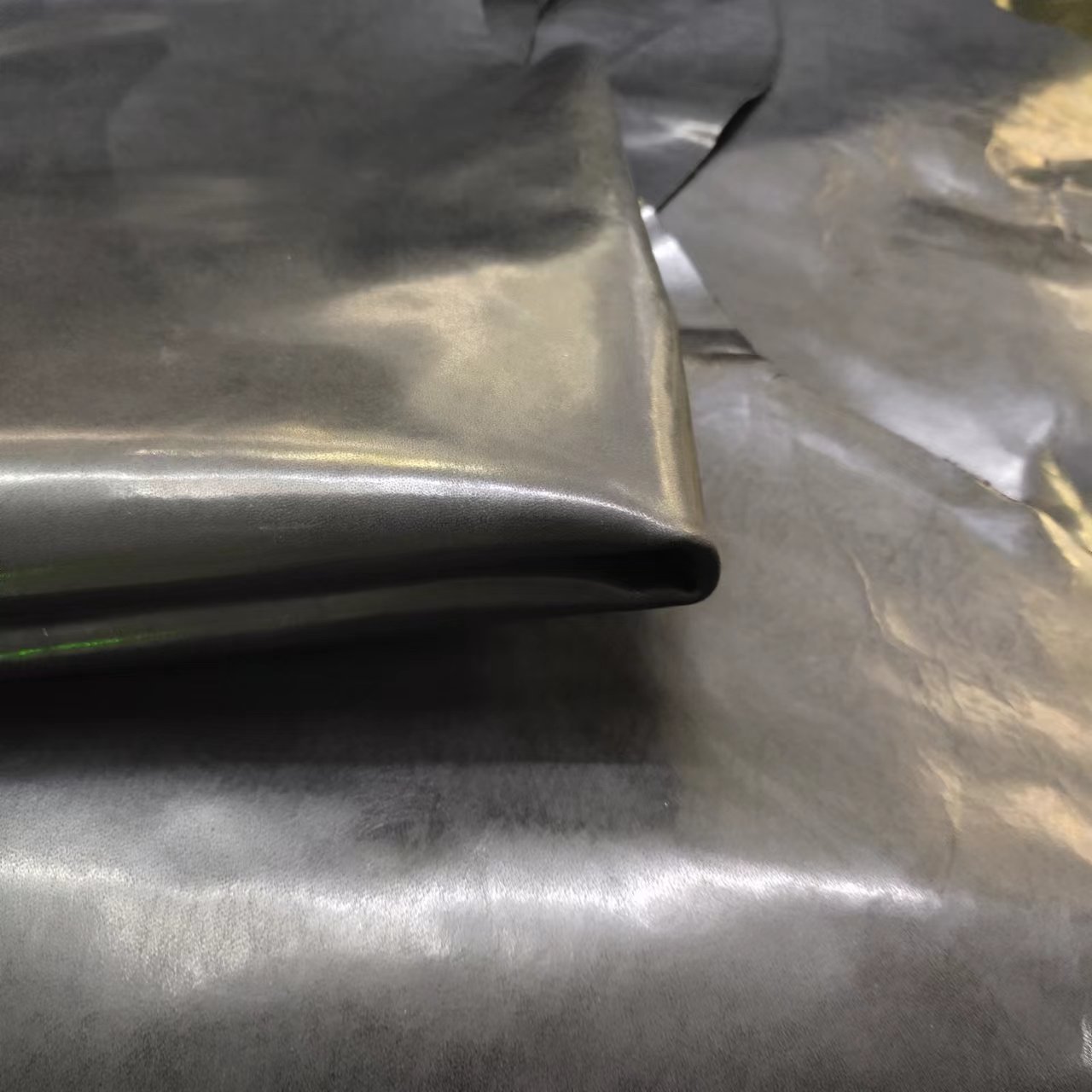 黑色棕色油蜡牛皮革头层真皮男女鞋包夹克靴子沙发油蜡面料