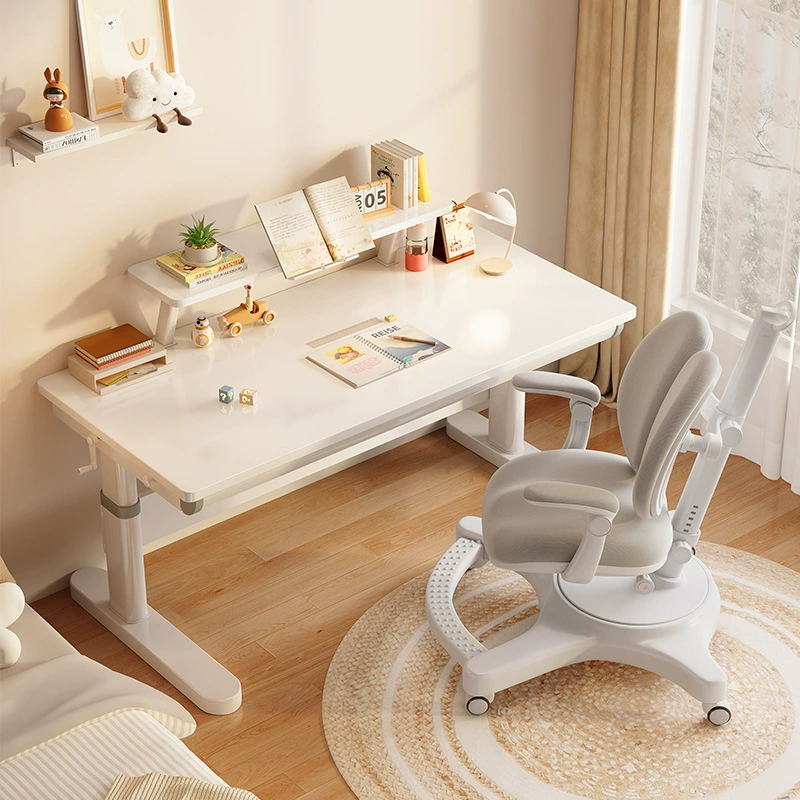 Новый продукт может быть поднит с пещерной панелью. Компьютерный стол из цельного дерева. Детский учебный стол.