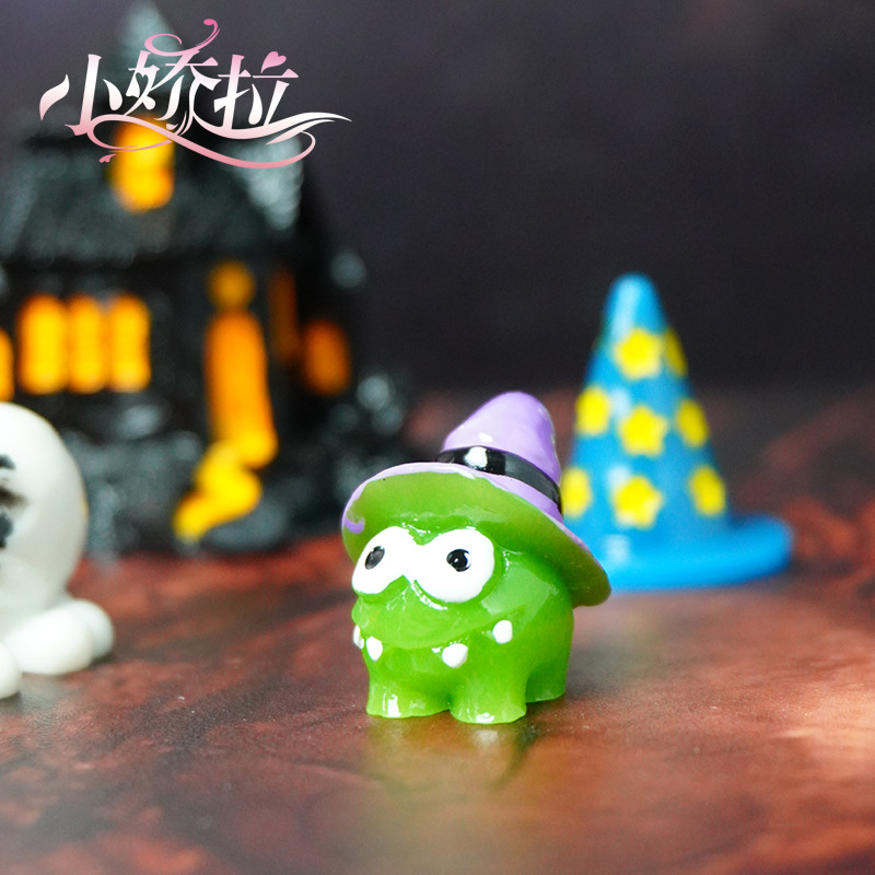 Nueva decoración transfronteriza Halloween calabaza fantasma calabaza mágica sombrero fantasma pequeña decoración micropaisaje paisajismo