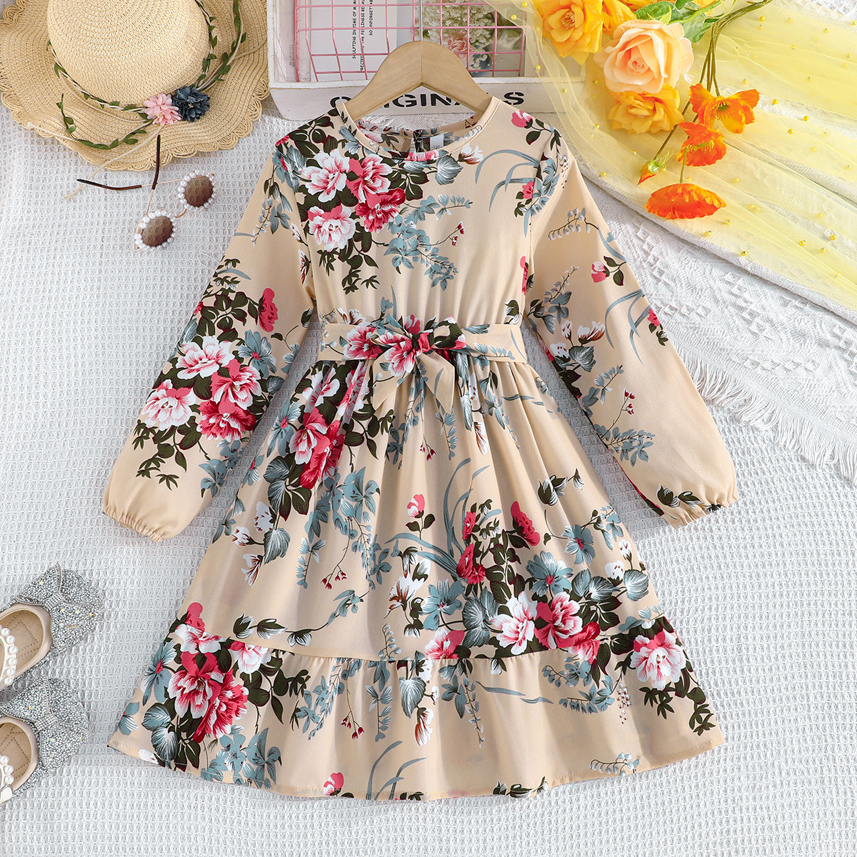 2024 Sommer neues zweiteiliges Set mit Blumendruck für Mädchen und Kinder mit langen Ärmeln und Gürtel_voghion.com