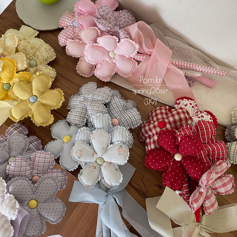 New Korean-Style Fabric Flower Bouquet Handmade Birthday Gift Finished Product Sweet Ins Photography Props Decoration Accessories