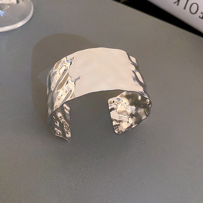 冷たい風のシンプルな金属の格子縞のブレスレット欧米の越境する新型の手環の小さい大衆のファッションの高級感の手飾りの卸売り|undefined