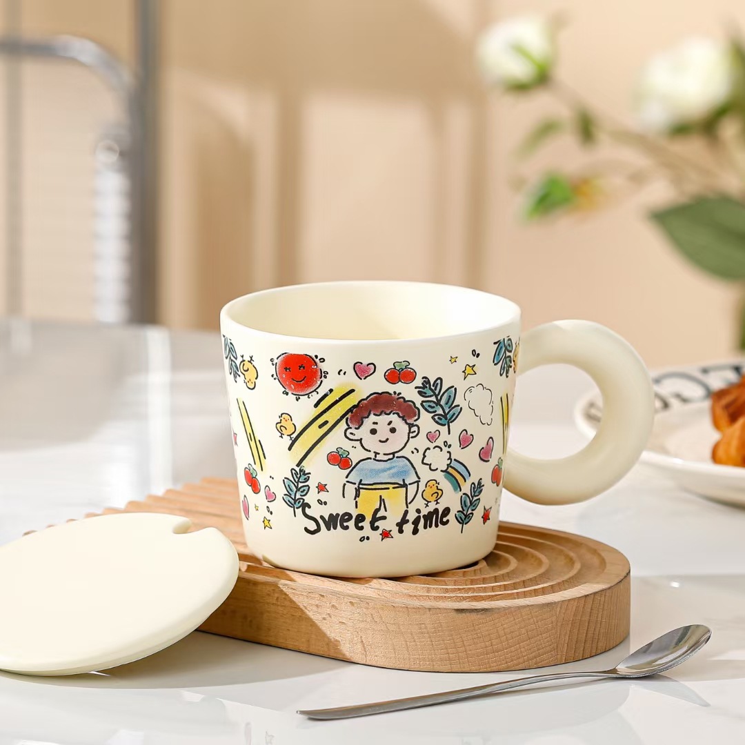 Taza de cerámica de personalidad creativa graffiti de dibujos animados regalo de mano taza de agua con cubierta de cuchara taza de café de cerámica de estudiantes