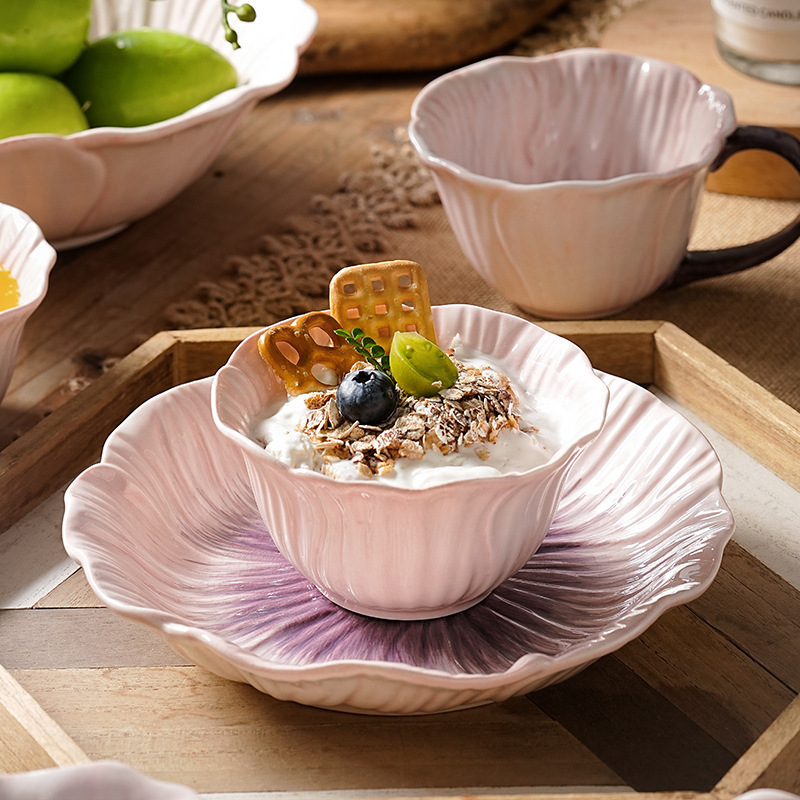 2026 New Model Household Ceramic Tableware Underglaze Color High-End Tulip Bowl Creative Bowl and Plate Set High Aesthetic Value for Women