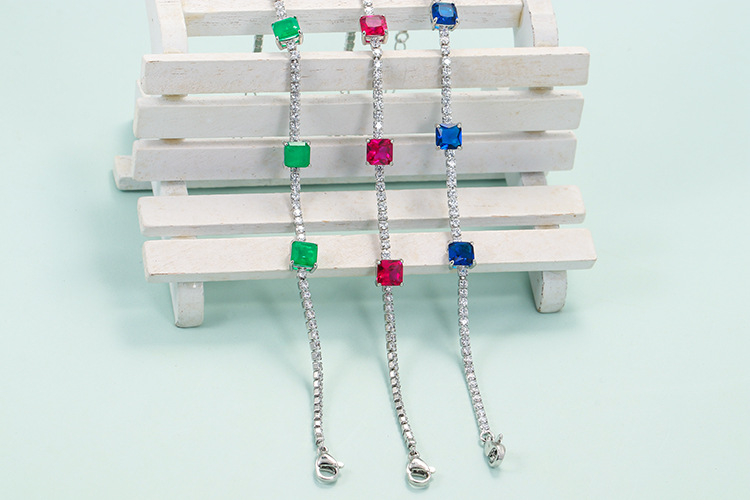 Square Pattern Women'S Gender Vintage Style Square Copper Inlay Zircon Bracelets