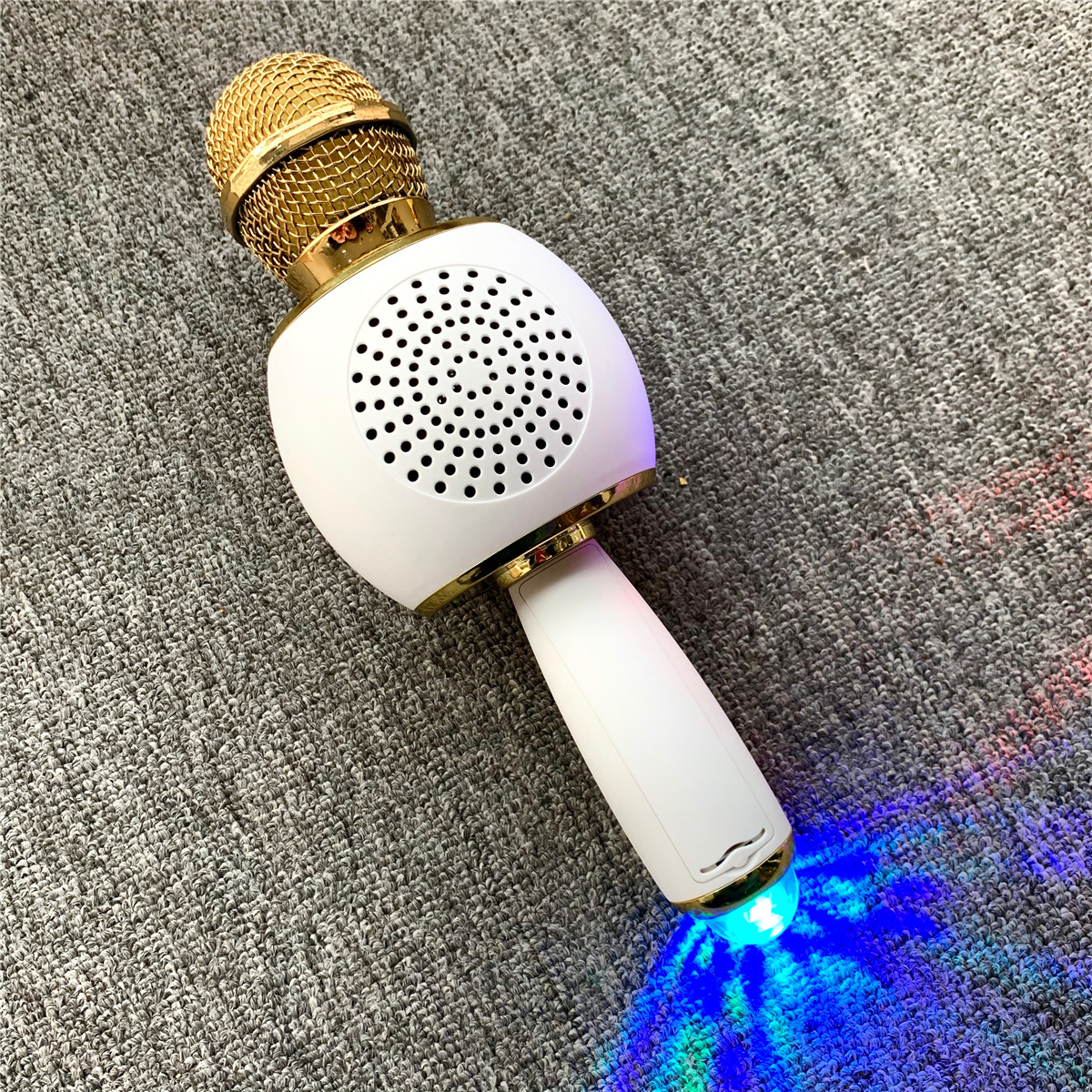 网红全能麦克风话筒音箱一体机