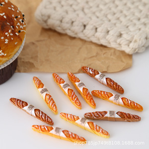 批发DIY树脂配件法棍仿真食玩小摆件冰箱贴钥匙扣奶油胶