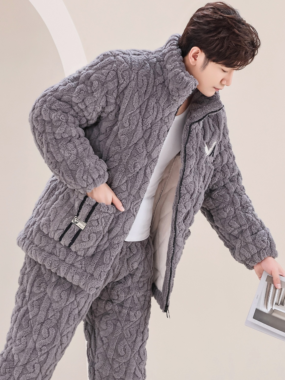 New Men's Autumn and Winter Three-Layer Quilted Pajamas Coral Velvet Fleece-Lined Thickeneded Flannel Home Clothes Winter Suit