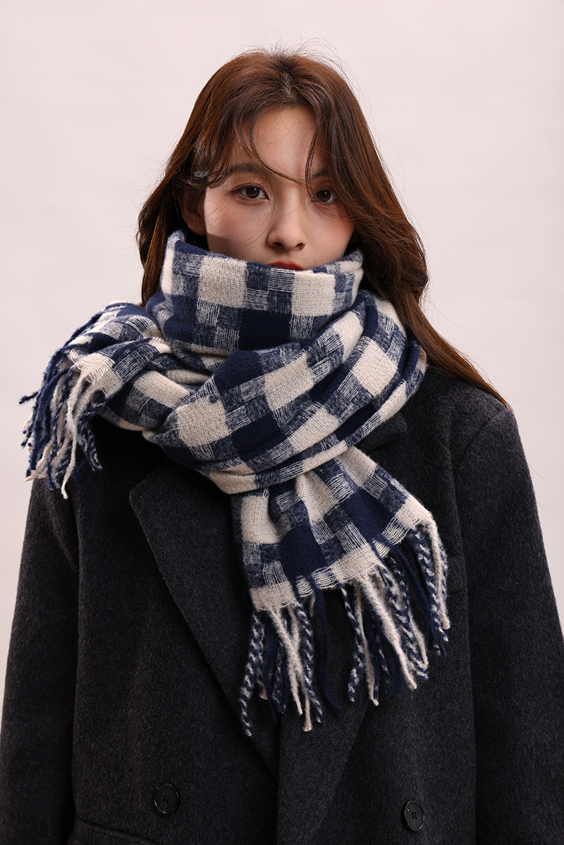 Sciarpa a quadri da donna autunno inverno sensazione avanzata spessa e calda collo frangia versatile studente moda INS_voghion.com
