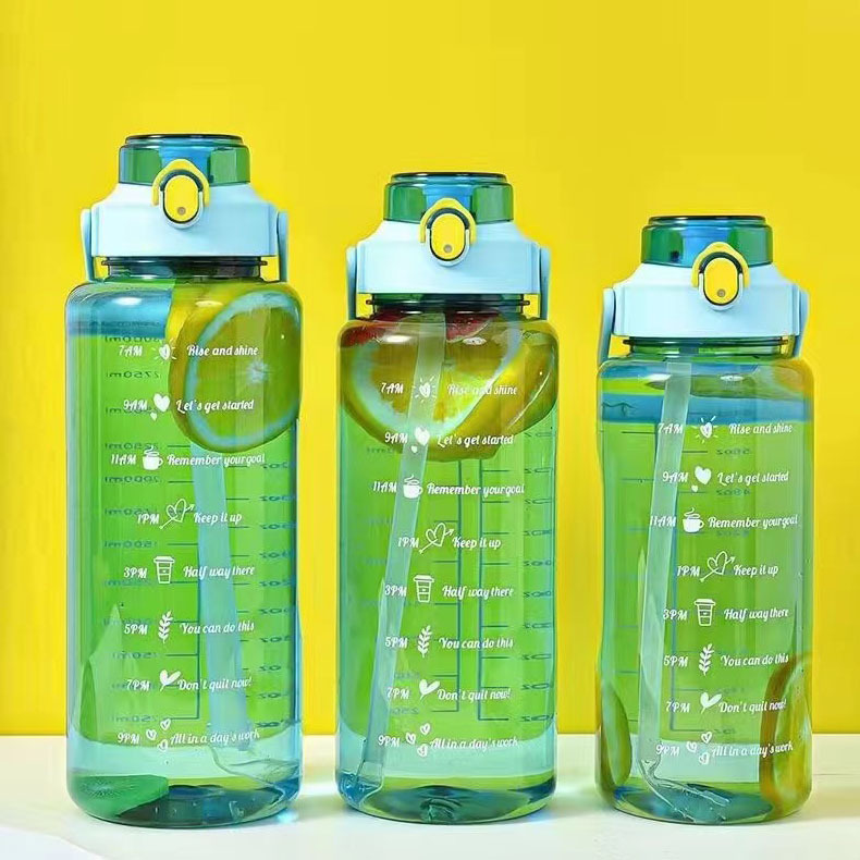 Fábrica de gran capacidad taza de agua de alto aspecto Internet celebridad paja taza estudiante de plástico portátil 3000ml escala hervidor de agua Masculino