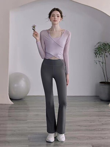 Women's Autumn High-End Yoga Top , Fitness Clothes Set with Bra Cup, Long Sleeve, Sportswear with Elegant Style