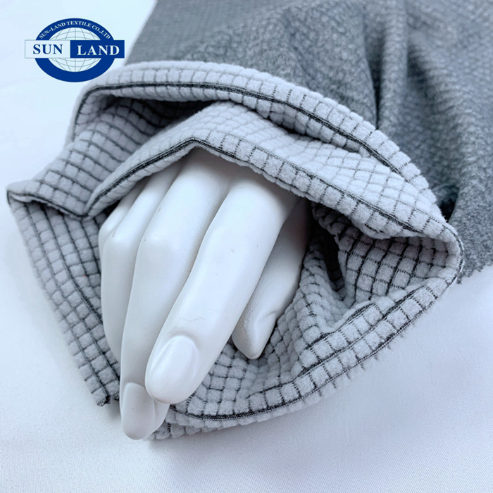 摇粒绒面料 阳涤双色四方抽针格子拉毛绒布 秋冬款运动上装外套夹