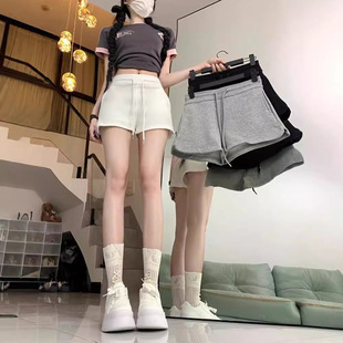 ��ʽ���û�ɫ�\�Ӷ�ѝŮ2024���ļ��ٴ�����@�ݽ���С�������eѝ