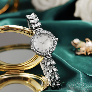 2025 Mermaid Women's Watch Light Luxury Niche Women's Watch Bracelet Watch Cross-Border Wholesale Watch Women