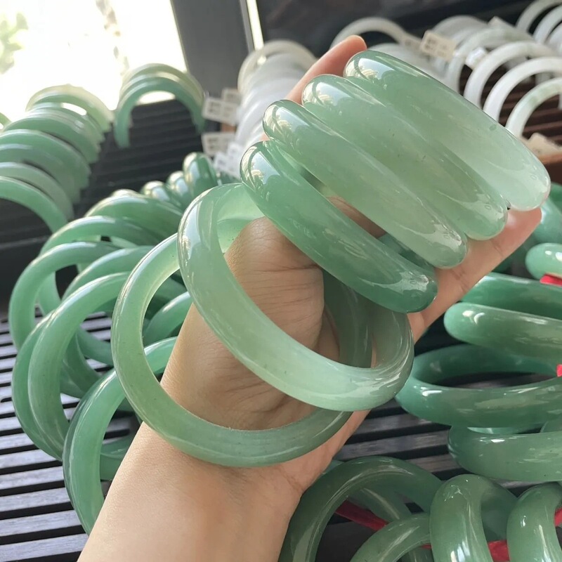 Wholesale from Manufacturer: Natural Aventurine Jade Bracelet, Light Green Jade Bracelet, New Chinese Style Jade Bracelet, One-Piece Drop Shipping Wholesale from Manufacturer: Natural Aventurine Jade Bracelet, Light Green Jade Bracelet, New Chinese Style Jade Bracelet, One-Piece Drop Shipping