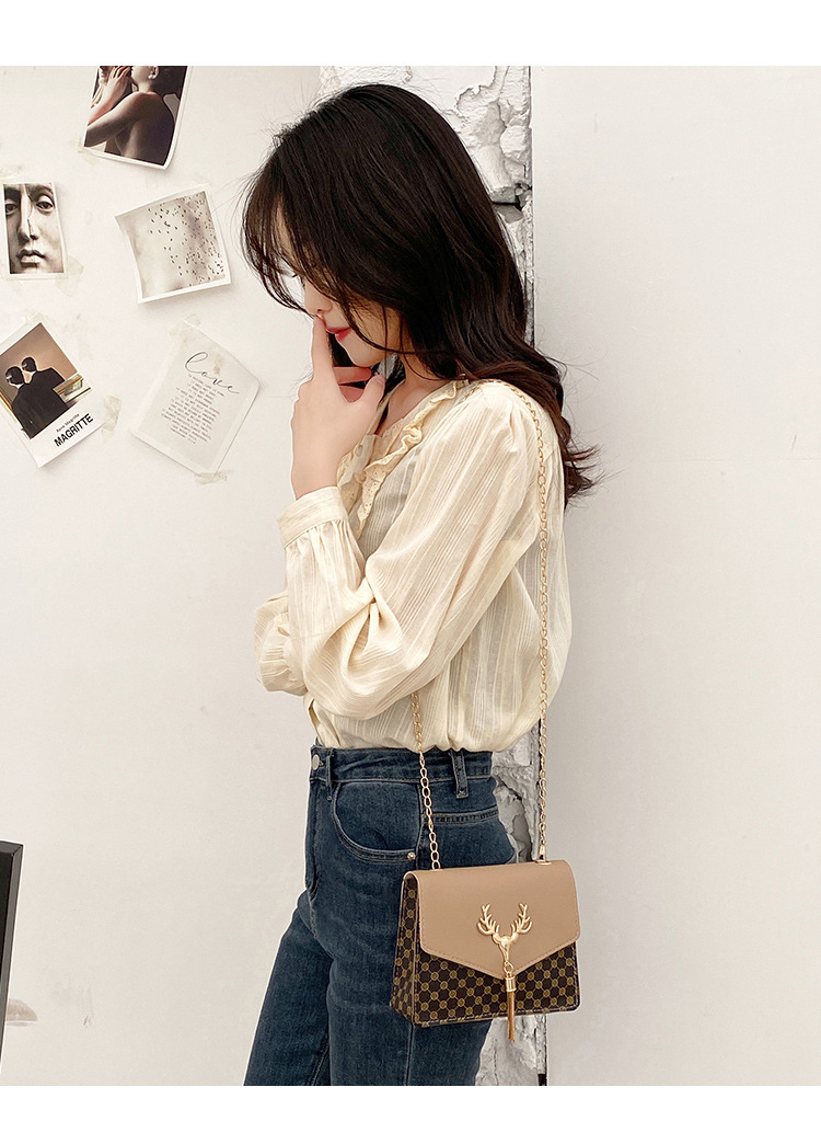 Women's Mini Pu Leather Color Block Lingge Fashion Square Magnetic Buckle Crossbody Bag display picture 6