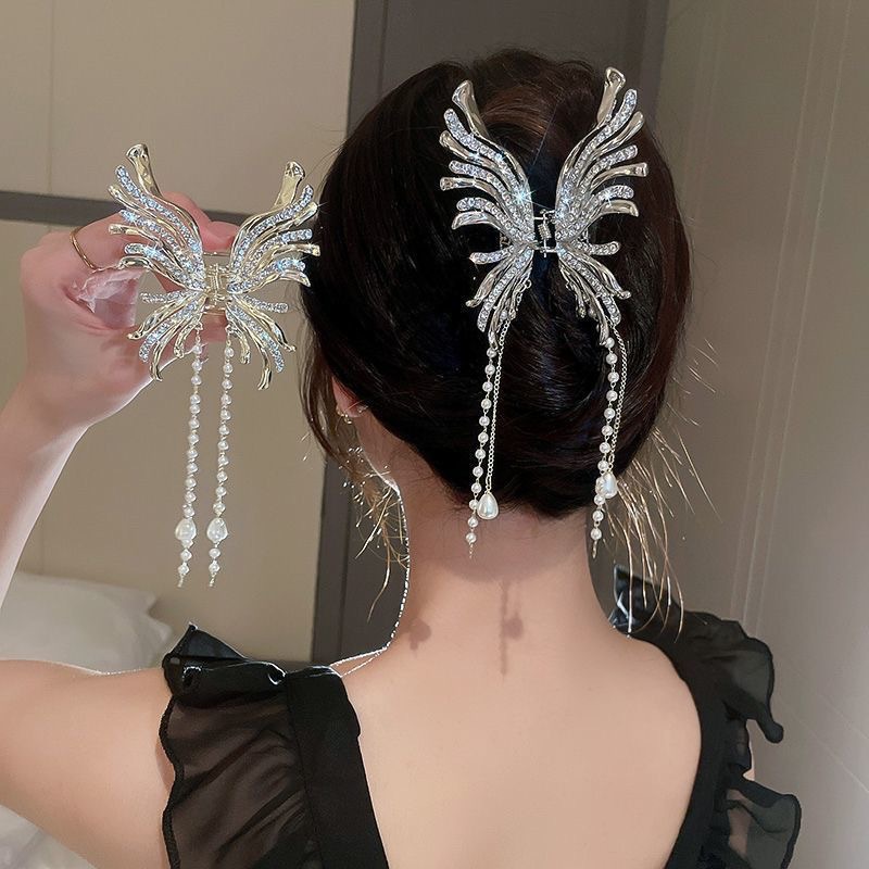 Forcina per capelli con frange di perle a farfalla incrostate di diamanti, senso di alta qualità, temperamento di lusso leggero, elegante fermaglio per capelli, fermaglio per capelli da donna, fermaglio per squalo_voghion.com