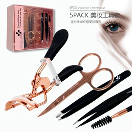 指甲剪/钳/刀;牙刷;舌苔清洁器