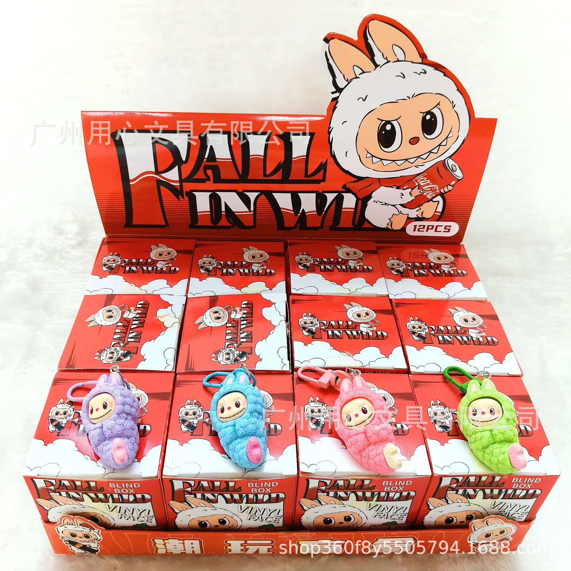 Caja ciega flocada de dibujos animados de tela rabu, lindo y lindo grano de alto valor, mini muñeca, modelo de decoración de escritorio, regalo