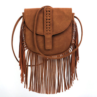 Bosomia cover woven semi -circular soft leather tidal tidal tidal spoiler shoulder mesengers bag ladies Guangzhou factory bag