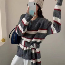温柔风条纹围巾两件套针织开衫女2025秋冬季宽松软糯百搭毛衣外套