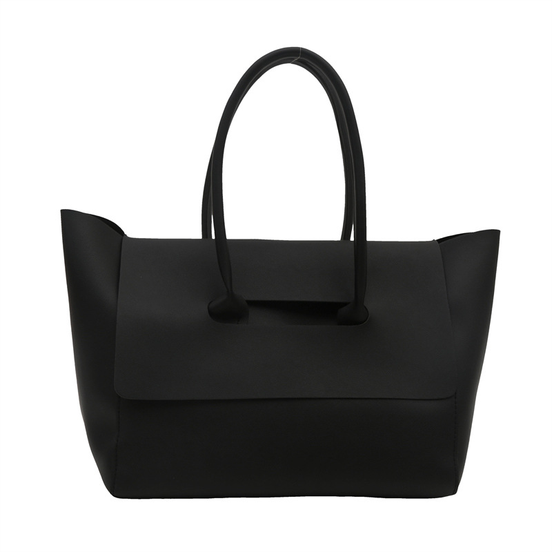 Nuevo diseño de color sólido portátil de un solo hombro fresco 2024 temperamento de otoño e invierno axilas retro de gran capacidad bolso Tott