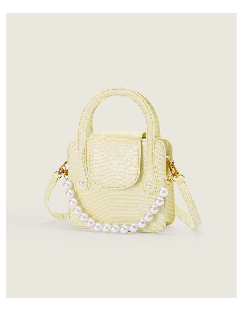 Wholesale Accessories Pearl Chain Cream Yellow Messenger Bag Nihaojewelry display picture 5