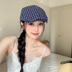 春先の新しいスタイルのチェック柄レトロスタイルフォワードハット女性用和風インスイート多用途ファッションリバースベレー帽トレンド