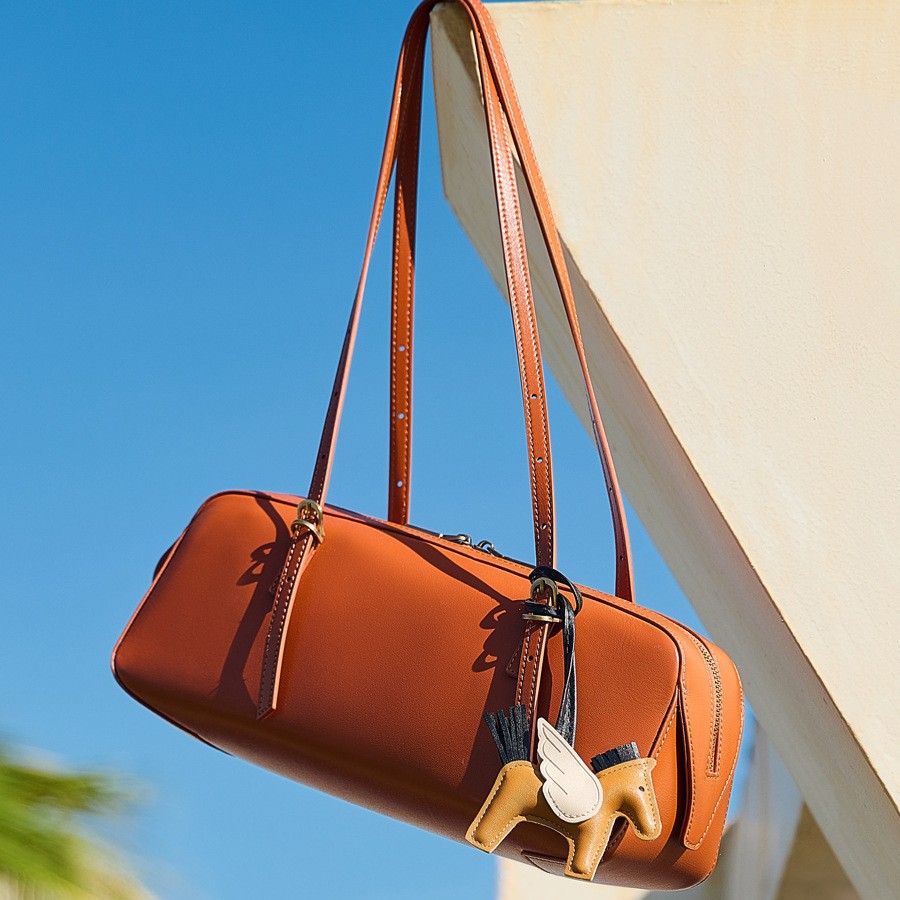 Genuine Leather Underarm Bag Vintage Bowling Bag For Women Versatile Niche Vegetable-Tanned Top Grain Cowhide Handbag - Thumbnail 3