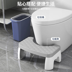 家庭用トイレを厚くしてしゃがむと、神器トイレの踏み台を助ける。