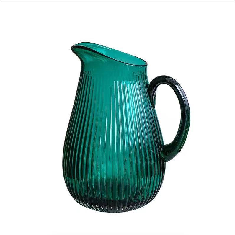 Alta sensación de exportación verde esmeralda con mango tetera tetera de agua fría vasija de vidrio lirio ornamentos de flores
