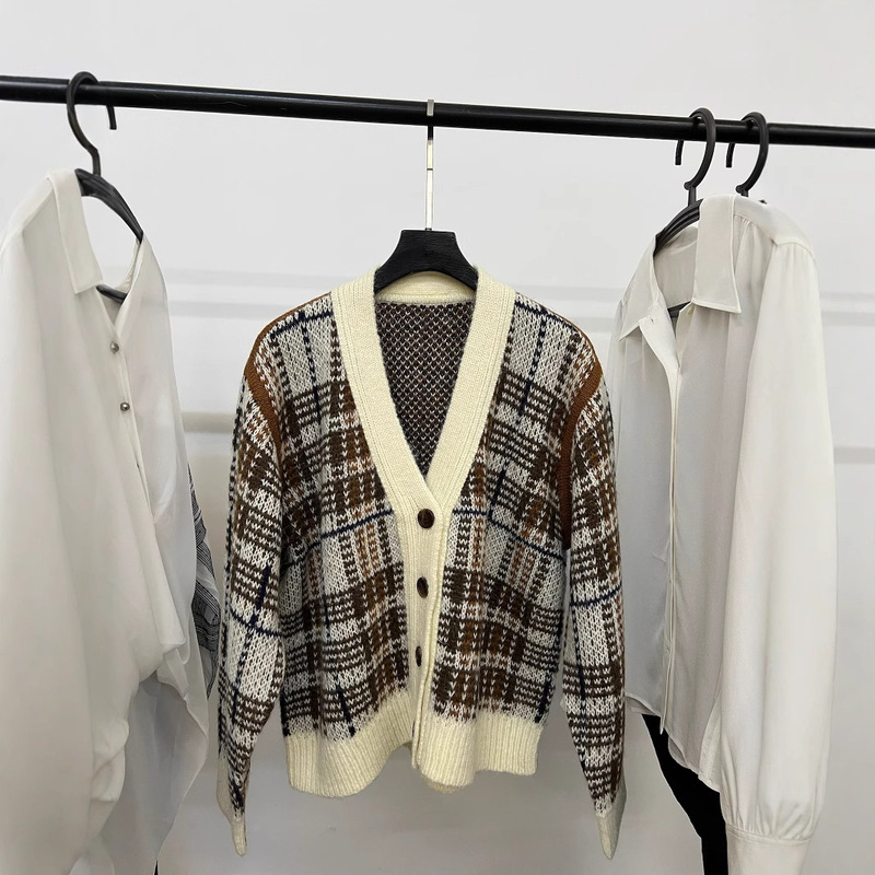 Tg Heavy-Duty Thickened Alpaca Wool Blend Plaid Jacquard Deep V-Neck Lazy Knit Cardigan Sweater Jacket