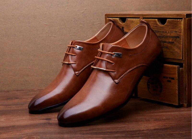 Brogue Pointed Oxford