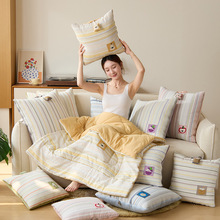 午休全棉纯棉抱枕被子两用客厅午睡毯子办公室空调被车载汽车靠枕