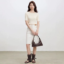女式针织衫;毛衣;时尚休闲套装