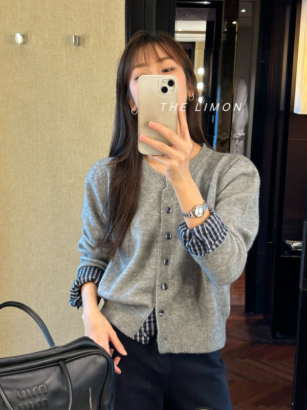 假两件格子拼接针织开衫毛衣女秋冬2025新款松弛感慵懒风短款外套|undefined